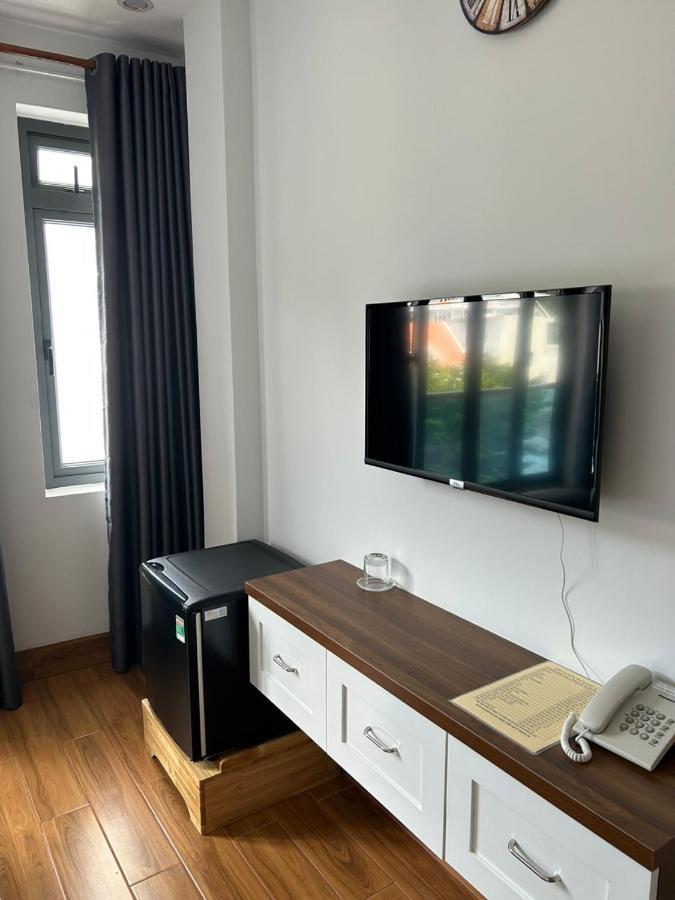 The Land Hotel & Apartment 붕타우 외부 사진