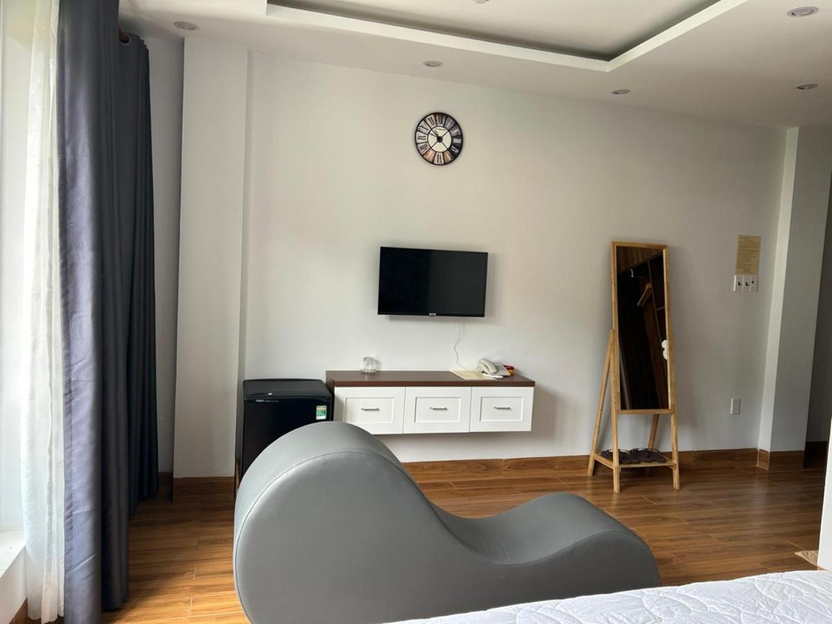 The Land Hotel & Apartment 붕타우 외부 사진