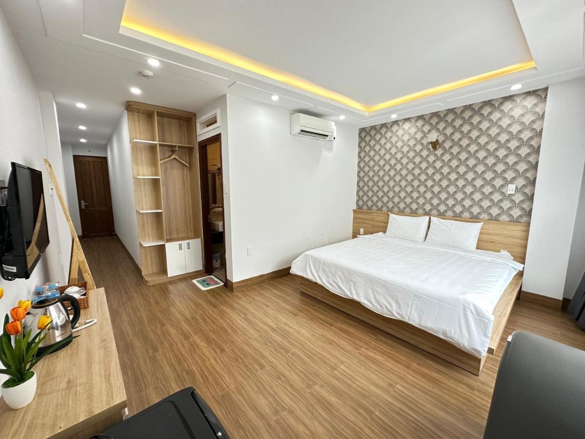 The Land Hotel & Apartment 붕타우 외부 사진