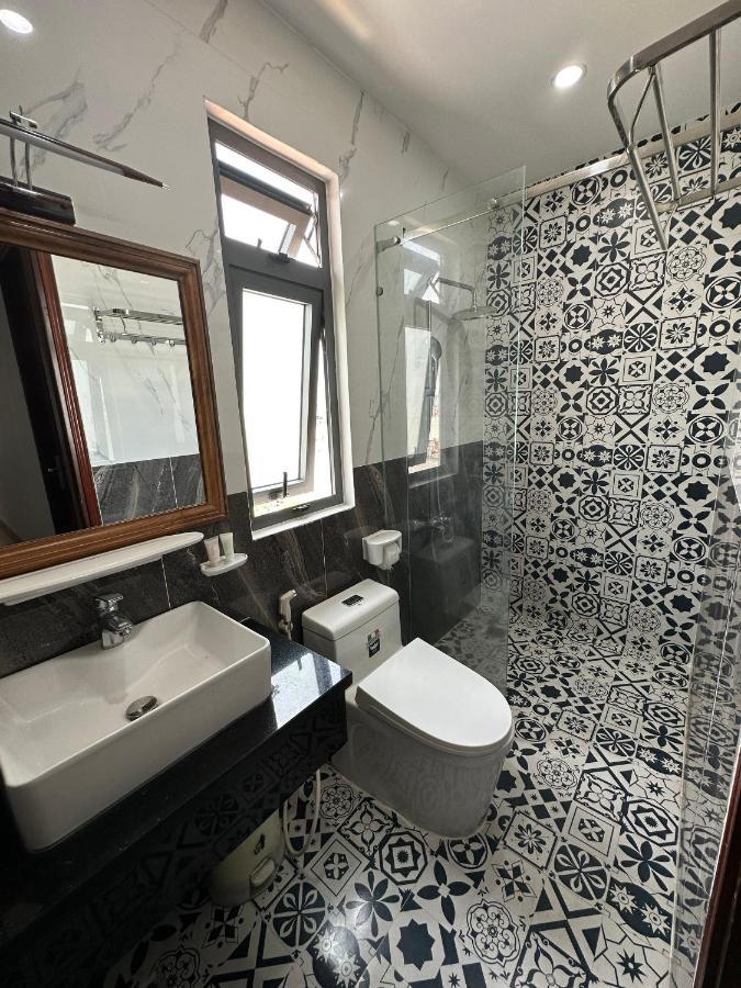 The Land Hotel & Apartment 붕타우 외부 사진