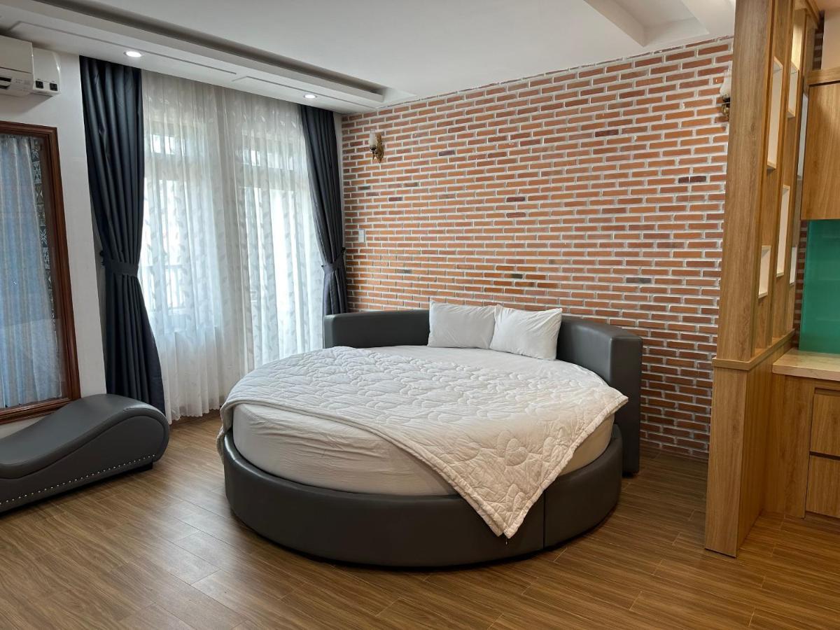 The Land Hotel & Apartment 붕타우 외부 사진