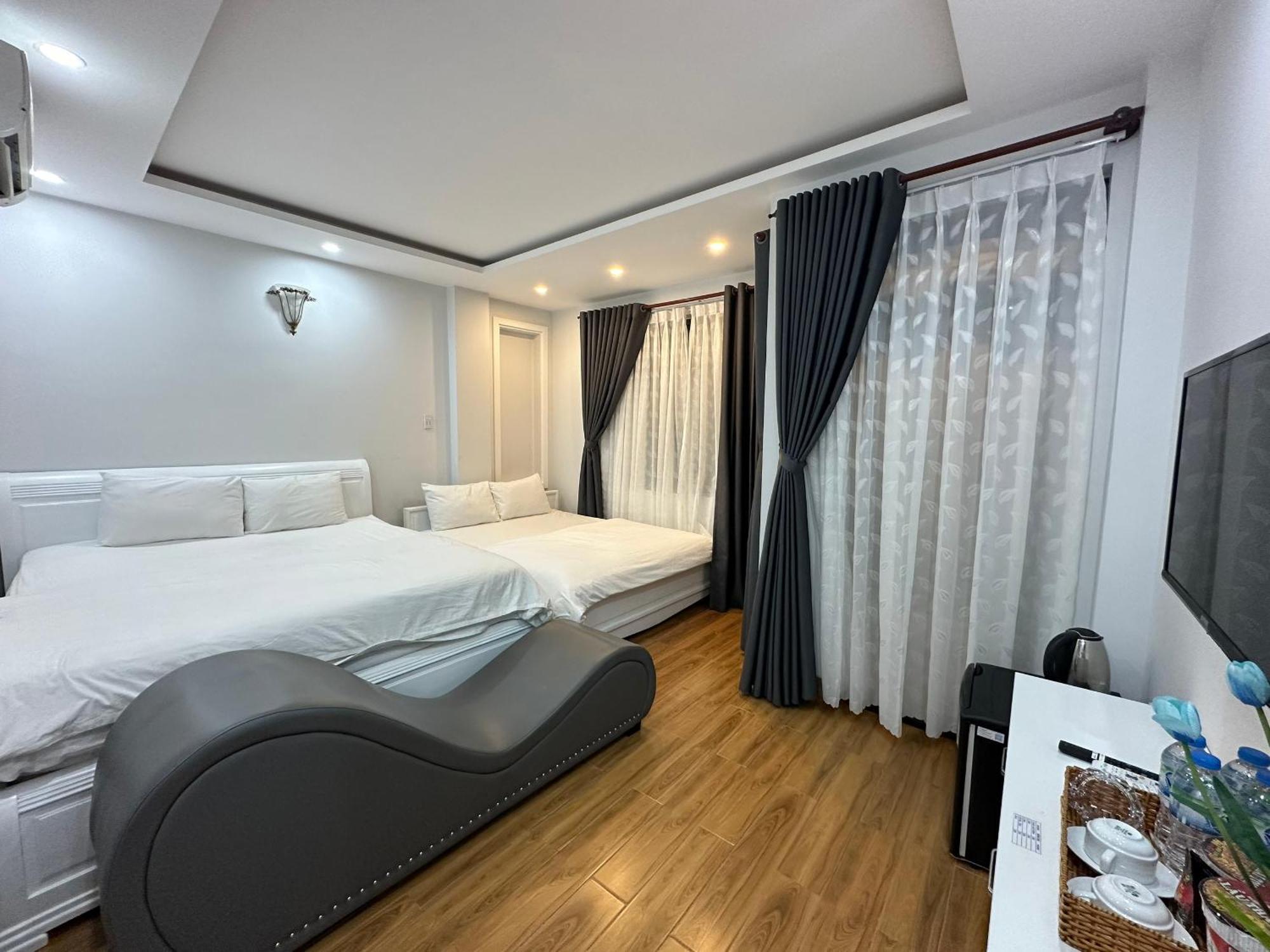 The Land Hotel & Apartment 붕타우 외부 사진