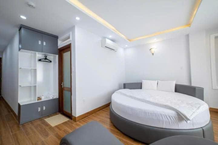 The Land Hotel & Apartment 붕타우 외부 사진