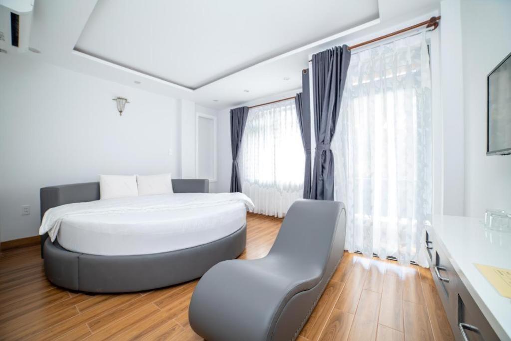 The Land Hotel & Apartment 붕타우 외부 사진