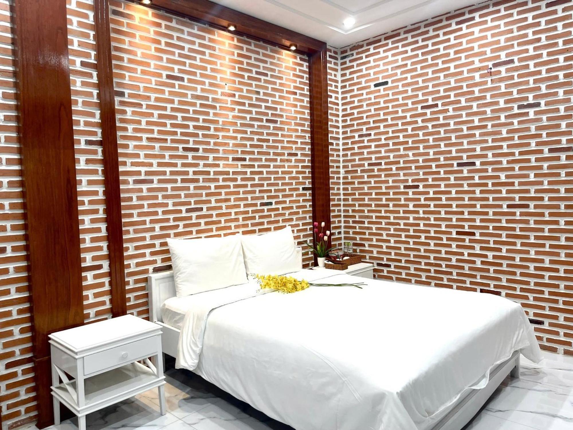 The Land Hotel & Apartment 붕타우 외부 사진