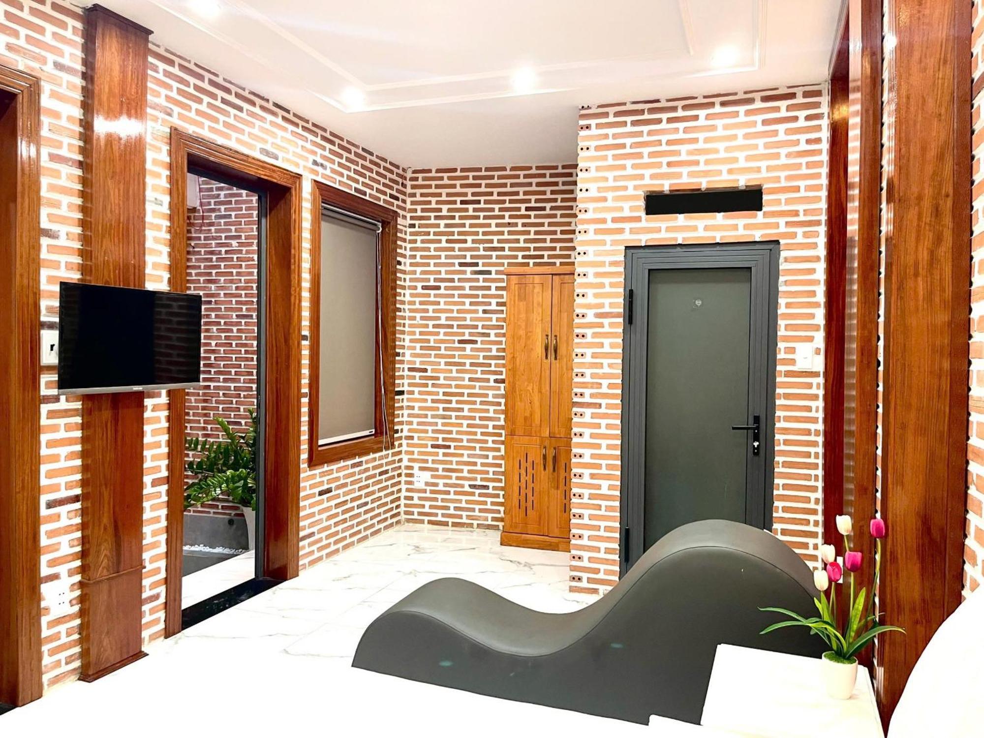 The Land Hotel & Apartment 붕타우 외부 사진